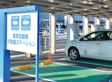 Electric vehicle charging station