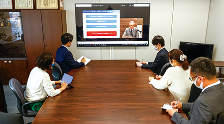 画像:全公司员工范围内举办SDGs研讨会3