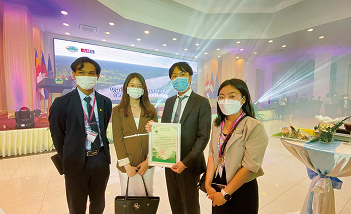 image:A Hub for Educational Activities and Information (Cambodia)